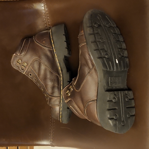 Dr. Martens 9352 Vintage Boots Made in England - Picture 6 of 10